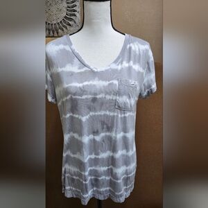 Lnwot Super soft T-shirt by Ugg Koolaburra. Grey and white tie-dye look. Sz S.